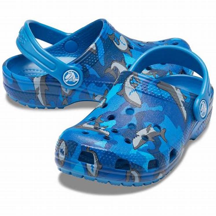 Crocs Kids' Classic Shark Graphics Prep Blue Clog